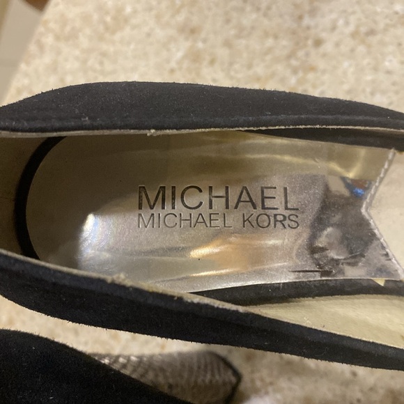 Michael Kors Black Suede and Snakeskin Platform Block Heel Size 8 - Picture 4 of 9